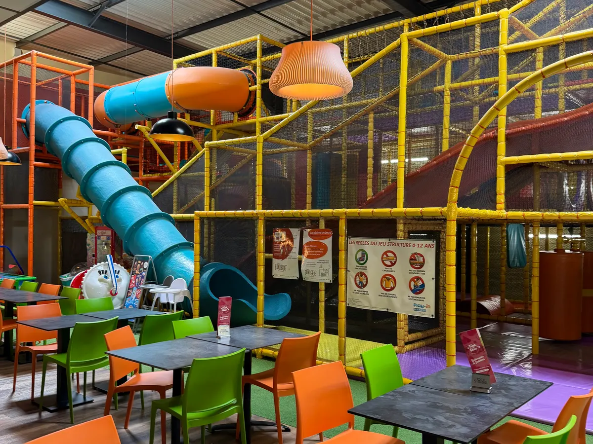 Zona de juegos, foto 2
